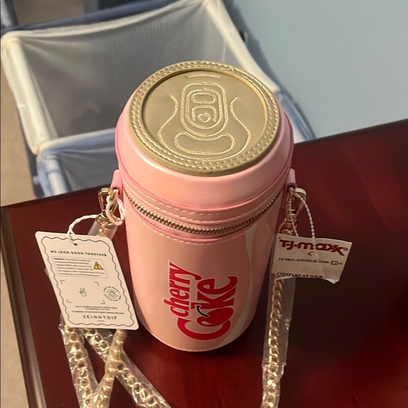 Cherry Coke Can-Shaped Crossbody Bag - Picture 2 of 2